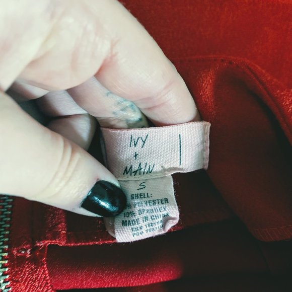 Red Mini Skirt - Picture 3 of 3